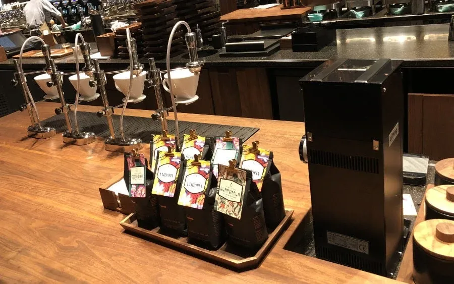 shanghai starbucks - innovation copilots 4